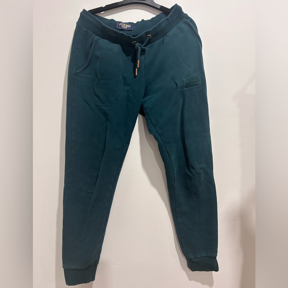 Jogging pants